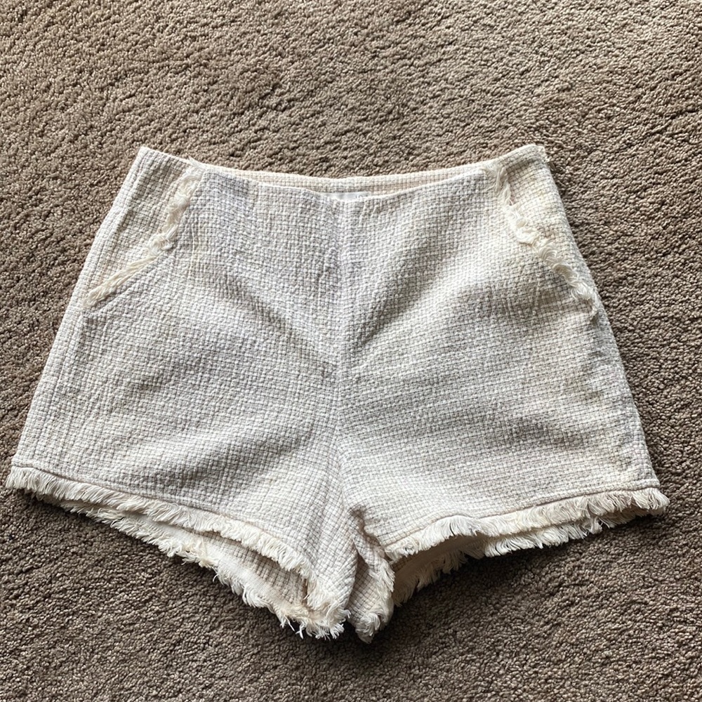 J.O.A tweed shorts Size S